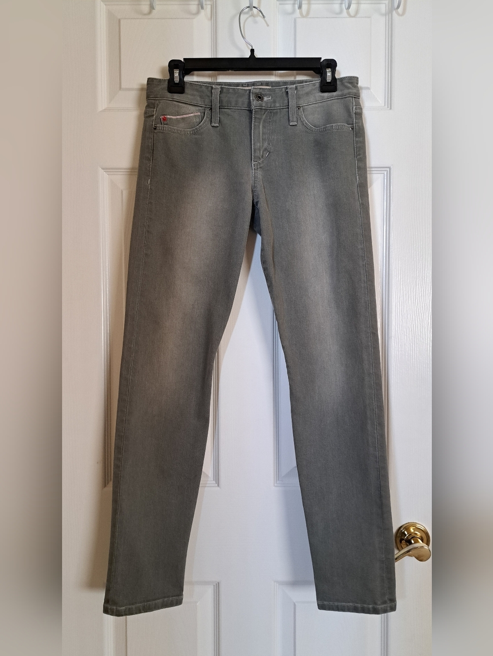 Joe's Women's Jeans "The Vixen" Sassy Skinny Ankle 27W  29 Inseam